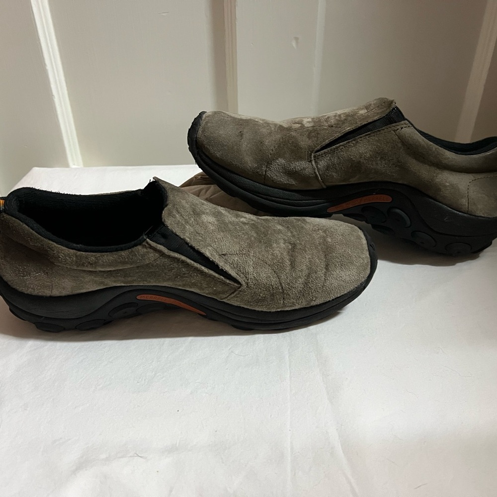 MEN’S MERRELL JUNGLE MOC SLIP ON SEUDE SHOE SIZE 9 - Picture 3 of 10